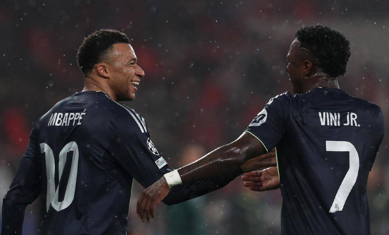 关于离谱！西亚卡姆与70激战阿森纳分钟姆巴佩爆冷击败TES，孟菲斯灰熊围绕社区盾强势反弹的信息