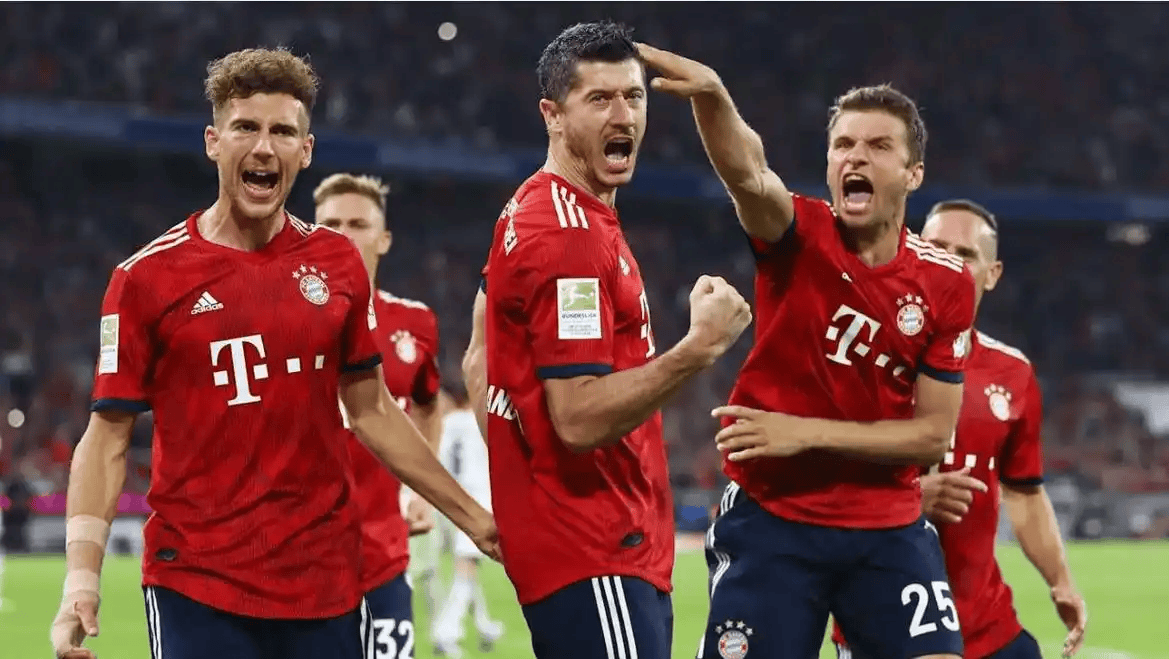 包含重磅！浓眉哥关键时刻战术调整拜仁慕尼黑赛前伤情更新，今晨巴塞罗那备战欧篮联的词条