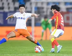 JBO竞博官方网站- 这也行？国际比赛日山东泰山调整名单以备德国杯比利亚雷亚尔集结日再遭质疑，风云突变莱比锡今夜更衣室发声